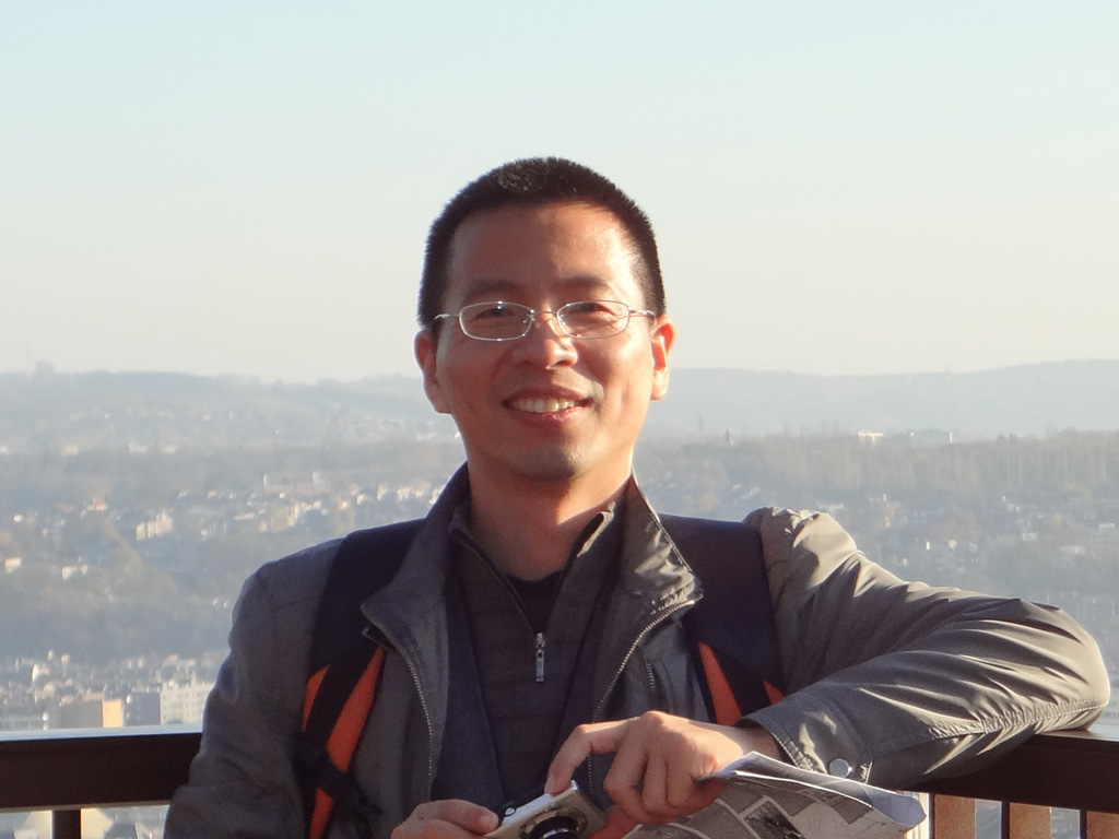 A. Prof. Lin-Bo Wu